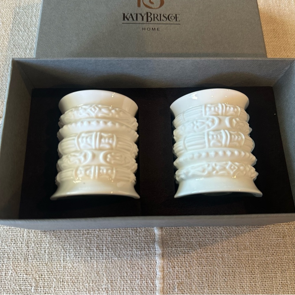 NWT Katy Briscoe‎ | Boho Engraved White Bone China Salt & Pepper Shakers